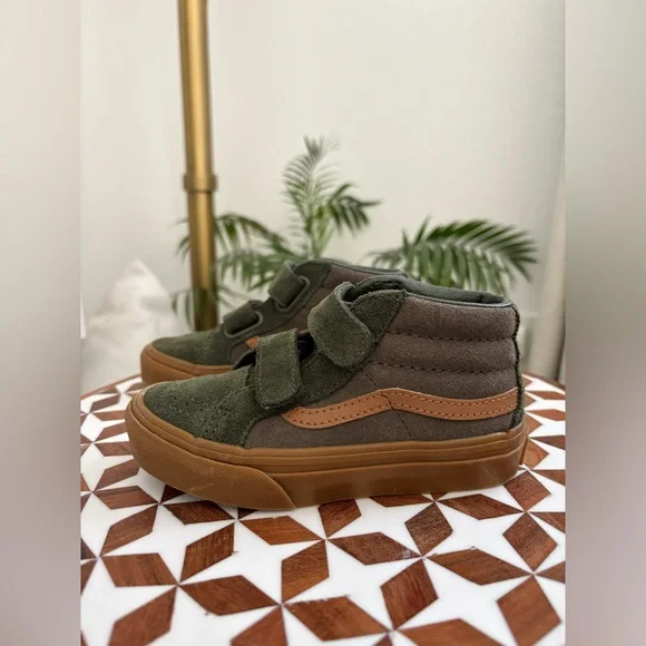 Vans Kids High-Top Sneakers in Olive and Tan - Picture 1 of 5
